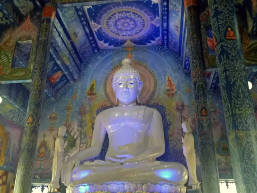 בודהה במקדש הכחול בצ'אנג ראי