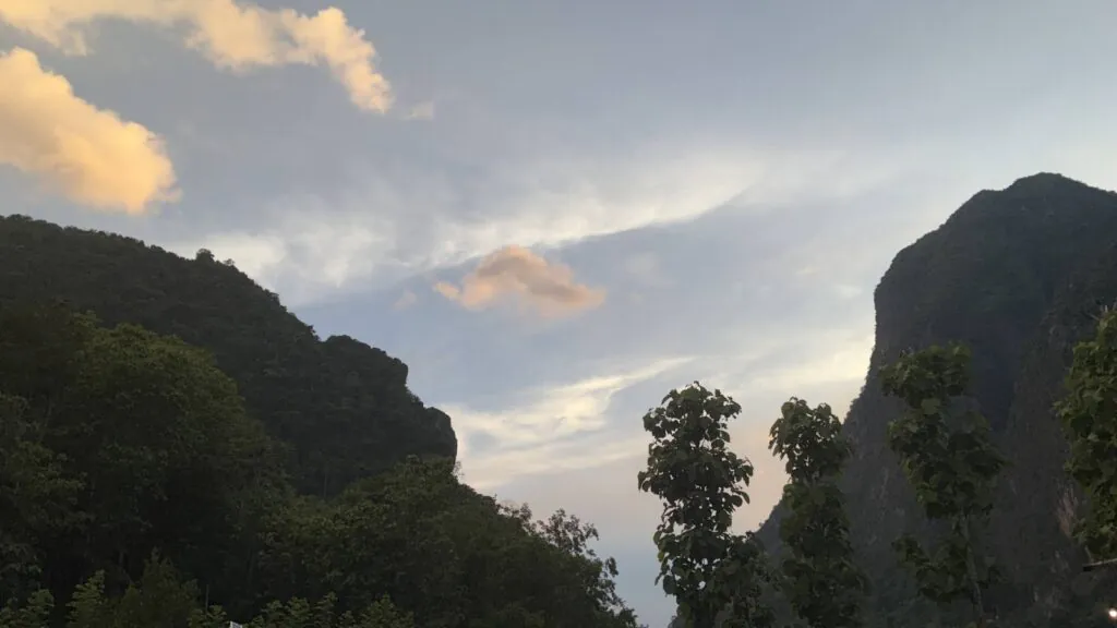 Maison De Nong Khiaw Resort לאוס