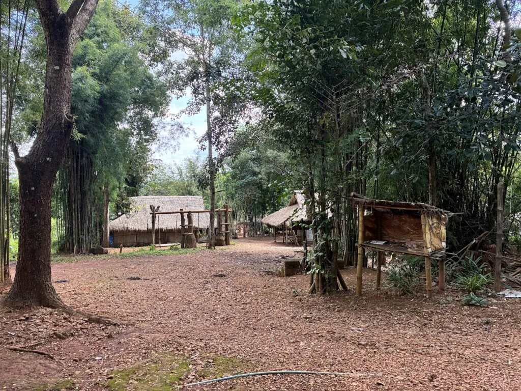 Long Neck Karen Village