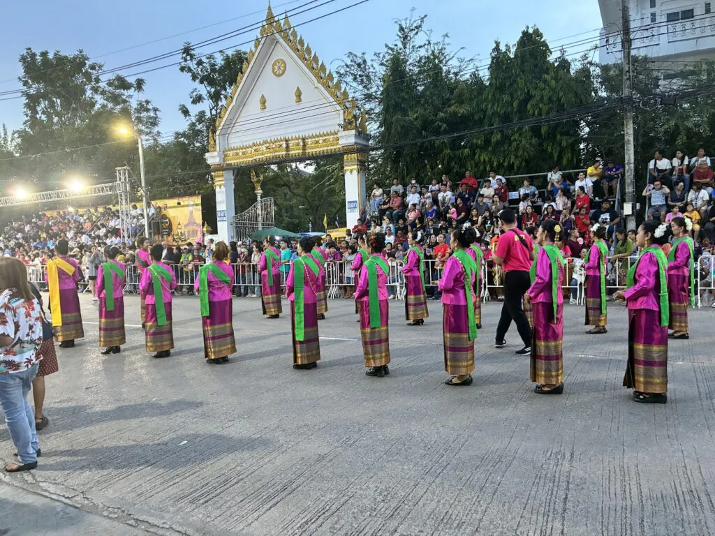 Um Phra Dam Nam Festival