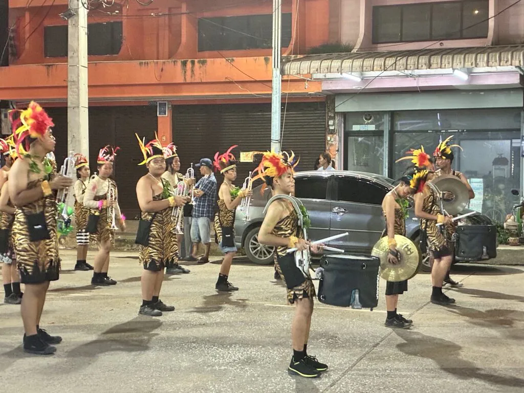 Um Phra Dam Nam Festival