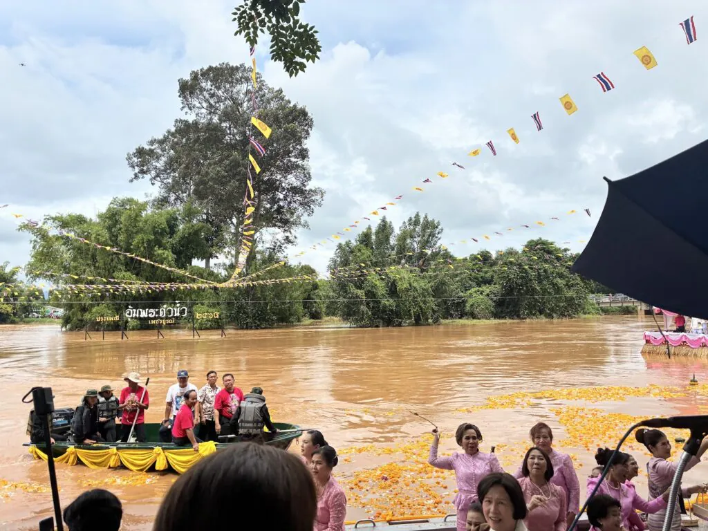 Um Phra Dam Nam Festival