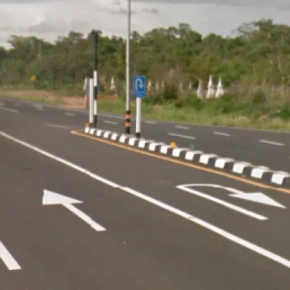 טיפ לנהיגה עצמאית בתאילנד – סבוב פרסה במקום מחלף או צמת