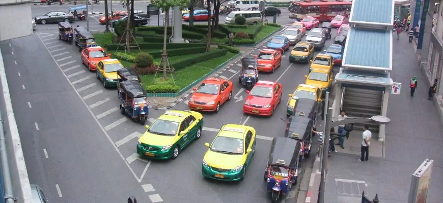 ושלא יגידו לכם שארמון המלך סגור…