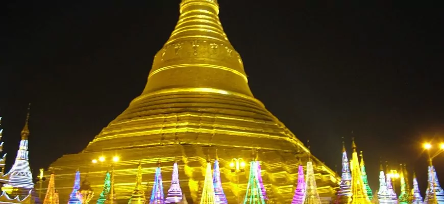 אהבנו מאוד את מקדש שווה דגון הנוצץ והשווה ביותר ביאנגון בורמה.